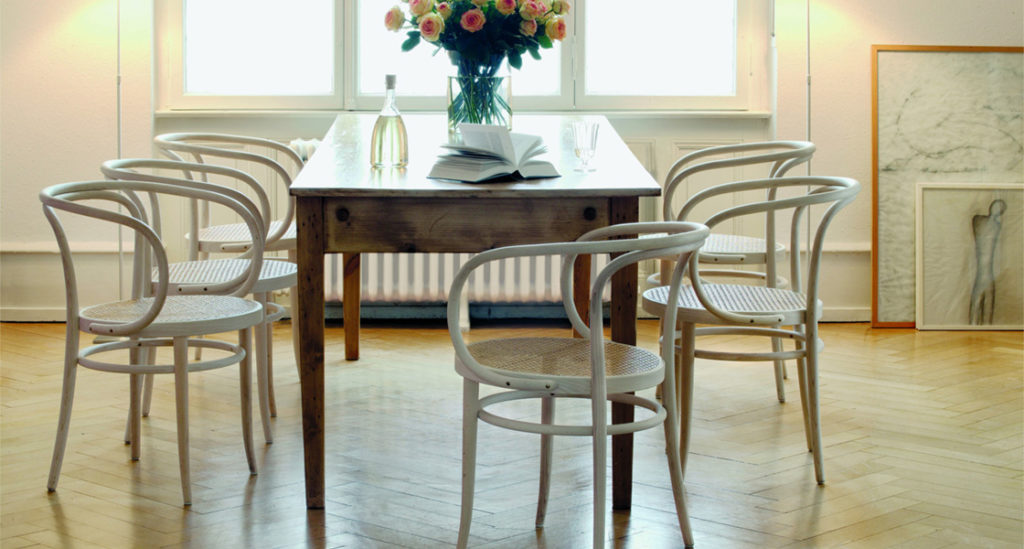 Revolutionizing Craftsmanship: How Fameg Continues Michael Thonet’s 19th Century Wood Bending Legacy