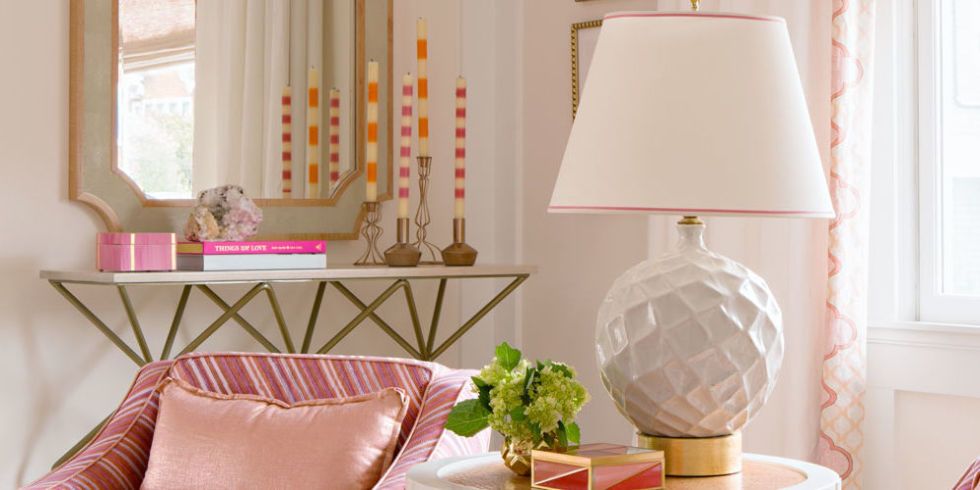 Revolutionize Your Living Room: The Ultimate Guide to Ceiling Lamp and Lampshade Arrangements